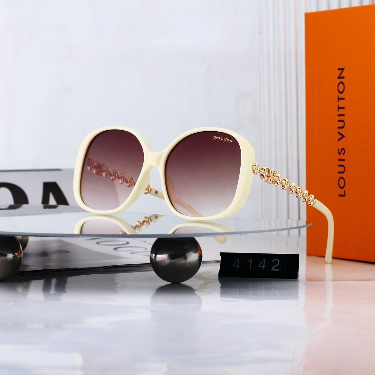 Alloy Metal Polygon Logo Sunglasses 4142