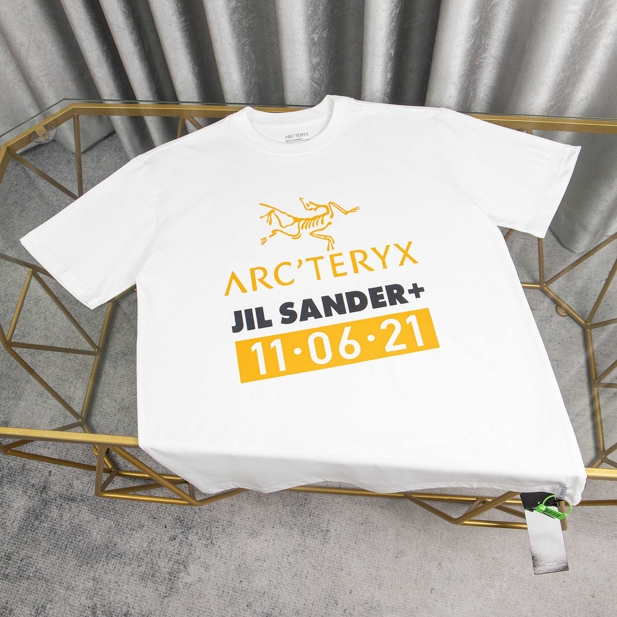 New classic print t-shirt