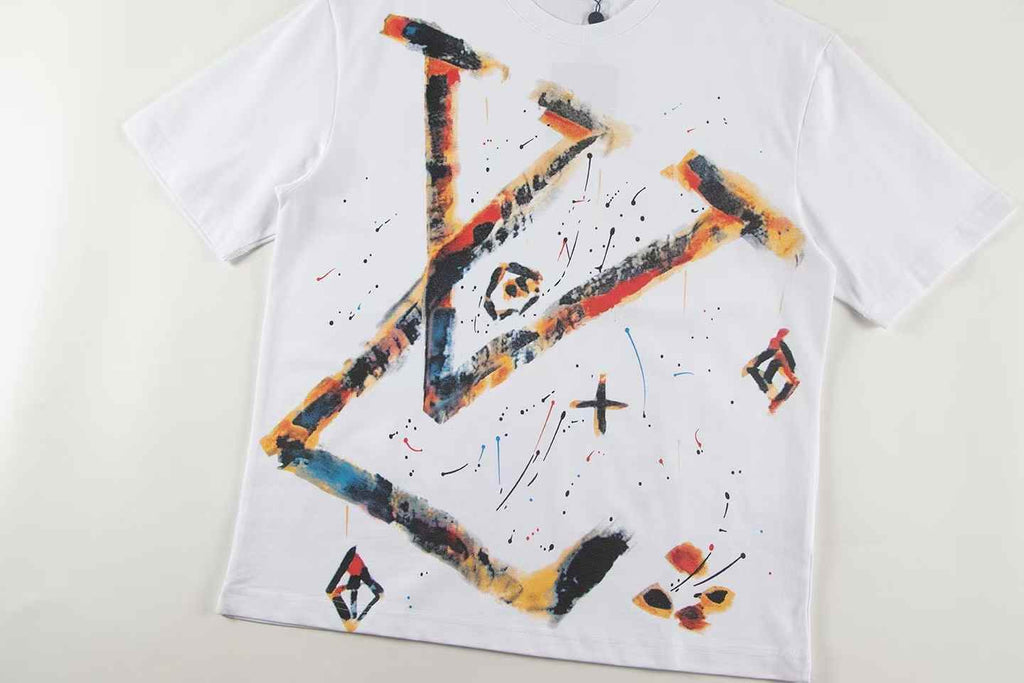 New colorful print t-shirt